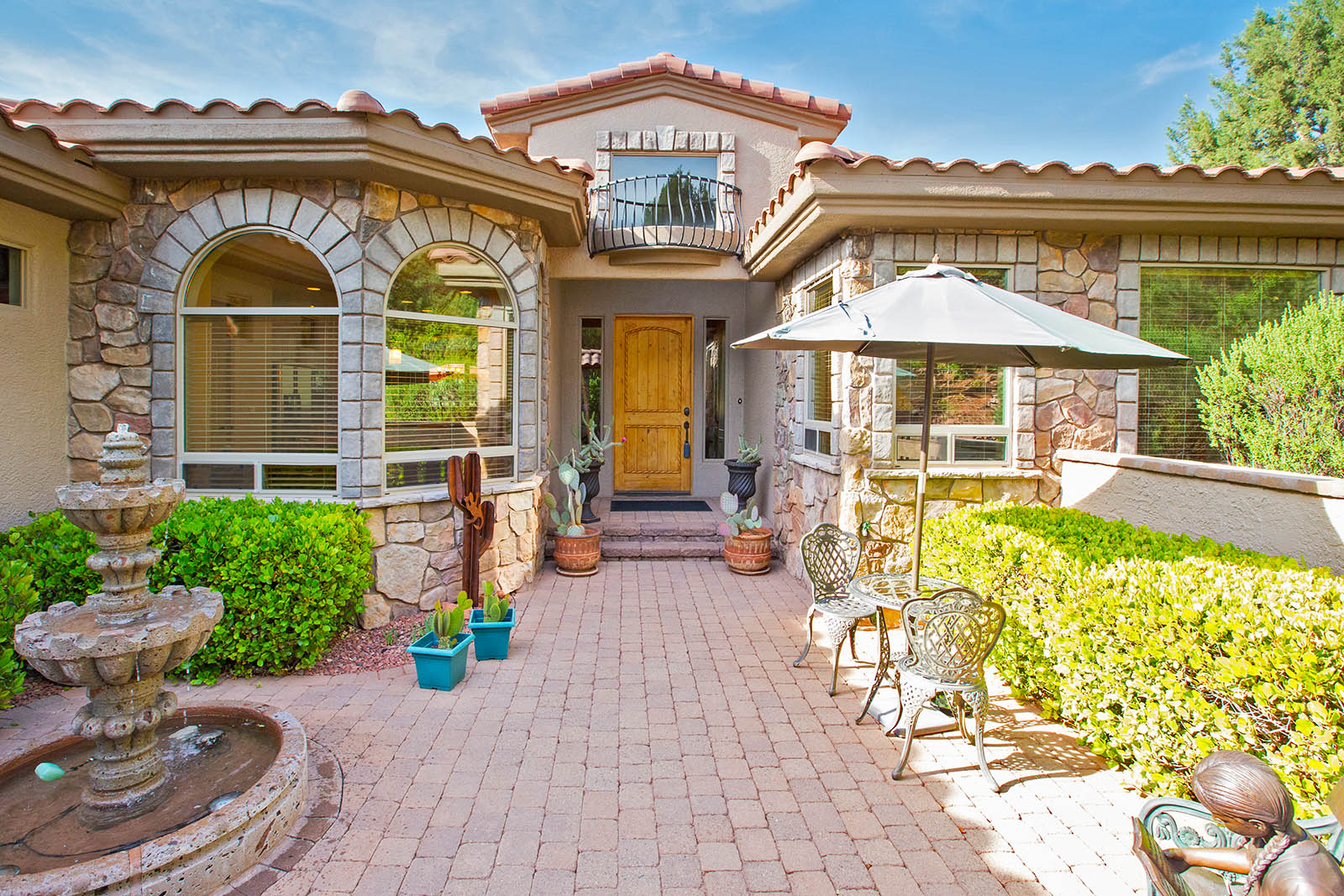 Exterior of a Sedona luxury home